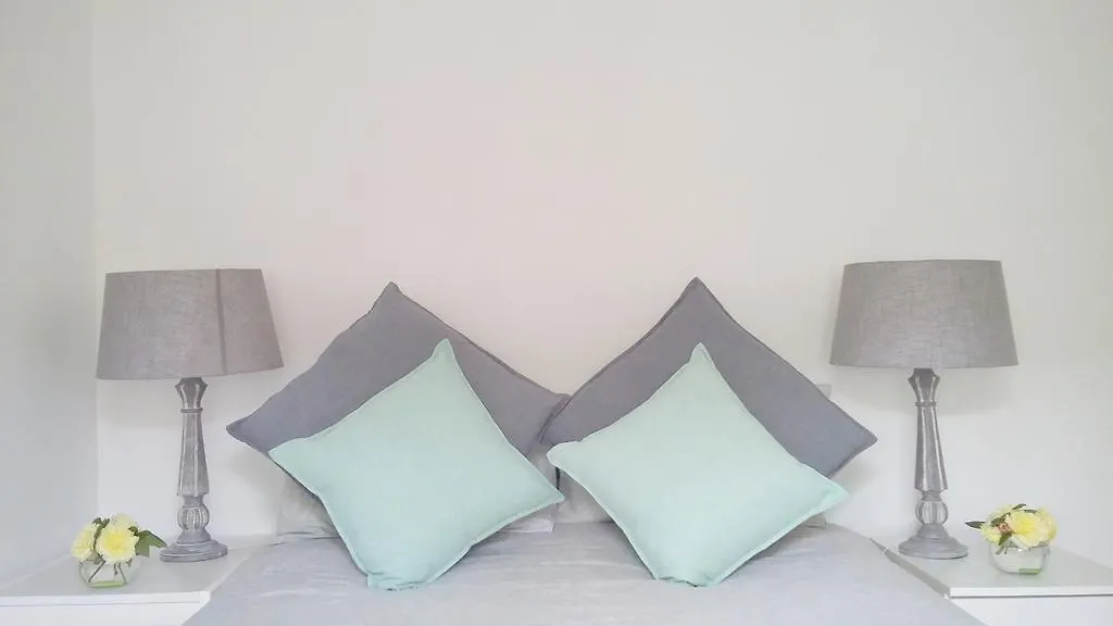 The Blue Corner Guesthouse Bloubergstrand